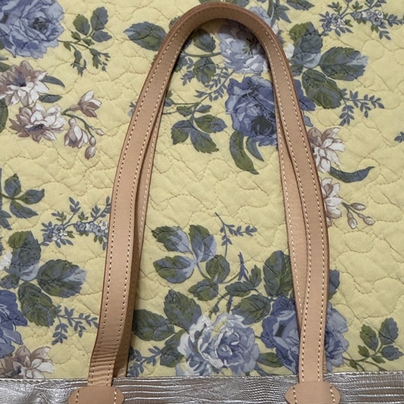 Consuela Vibrant Zigzag Tote in Pink, Yellow, and Blue - Picture 10 of 15